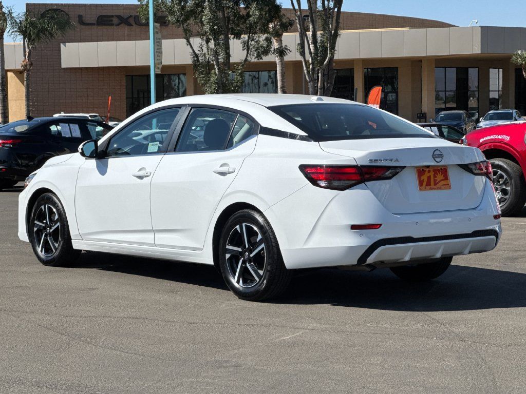 Used 2025 Nissan Sentra SV FWD image 3