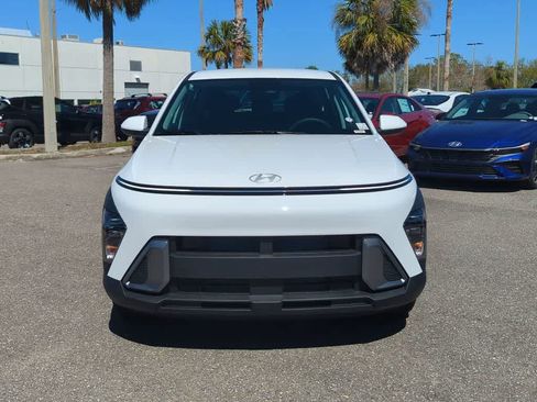 New 2025 Hyundai Kona SE FWD image 10