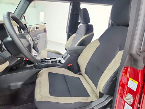 New 2025 Ford Bronco Big Bend image 19