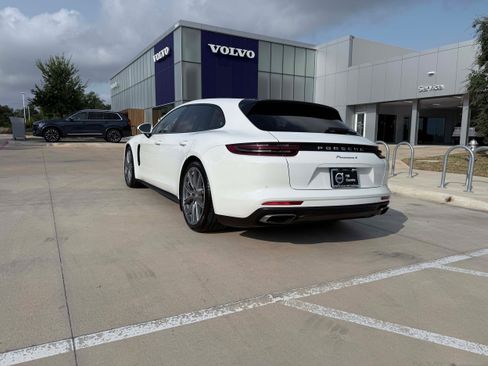 Used 2020 Porsche Panamera 4 AWD/4WD image 4