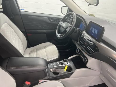 Used 2023 Ford Escape Active AWD/4WD image 23