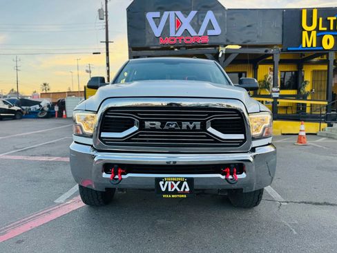 Used 2018 RAM 2500 Tradesman w/ Chrome Appearance Group image 2