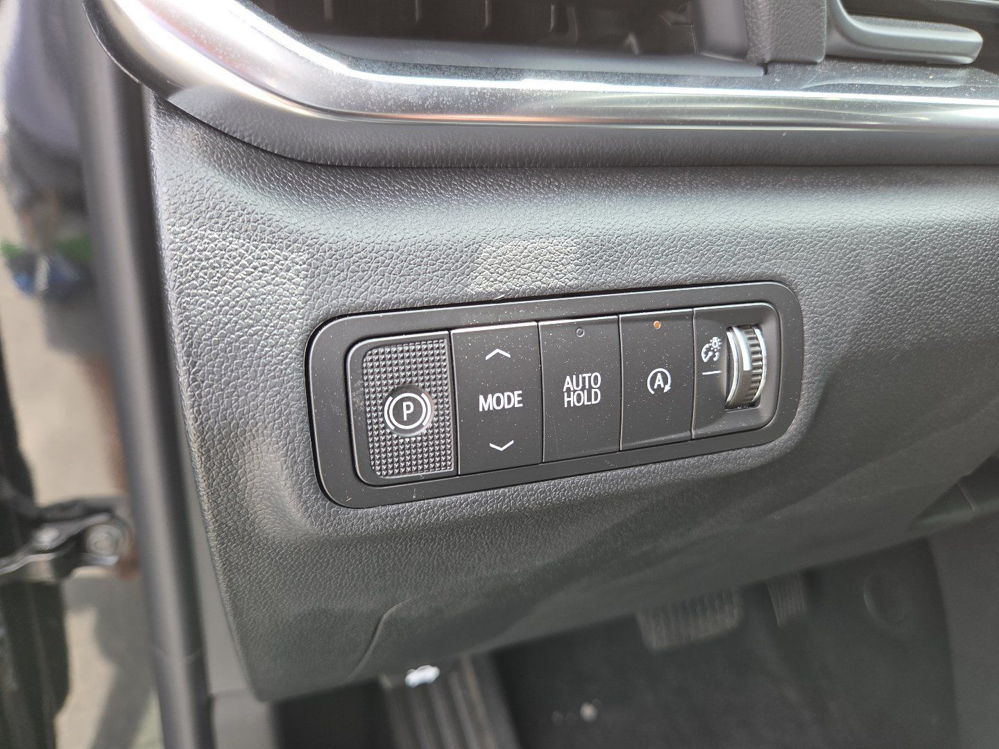 New 2027 GMC Terrain Elevation FWD image 25