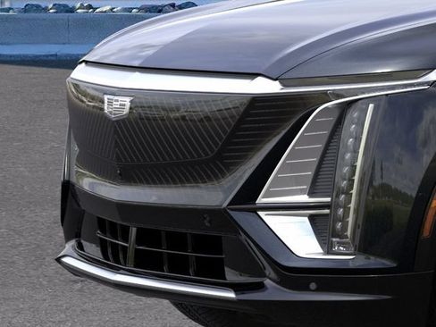 New 2026 Cadillac Lyriq Luxury w/ LPO, Floor Liner Package AWD/4WD image 13