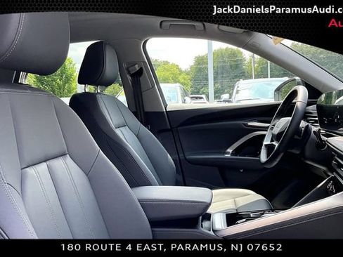 Used 2025 Audi Q5 Premium w/ Convenience Package AWD/4WD image 7