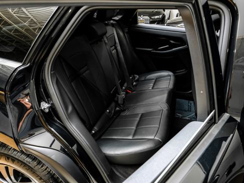 Used 2024 Land Rover Range Rover Evoque S image 37