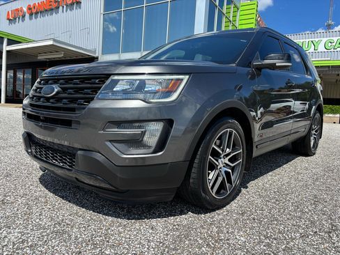 Used 2016 Ford Explorer Sport w/ Equipment Group 401A AWD/4WD image 9