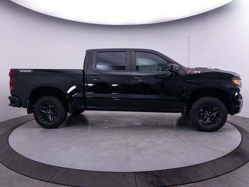 Used 2024 Chevrolet Silverado 1500 Custom Trail Boss AWD/4WD image 43