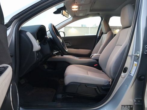 Used 2020 Honda HR-V EX image 11