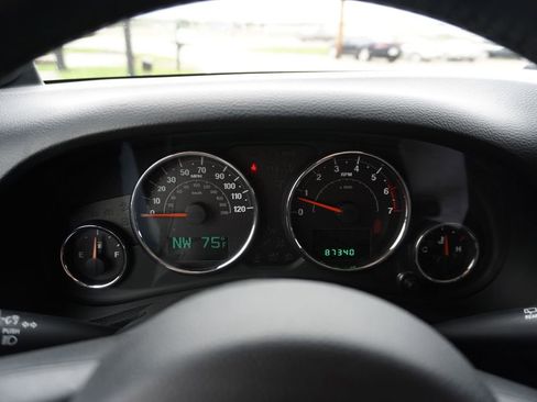 Used 2014 Jeep Wrangler Sahara w/ Dual Top Group image 15