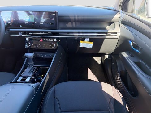 New 2026 Hyundai Tucson SEL image 18