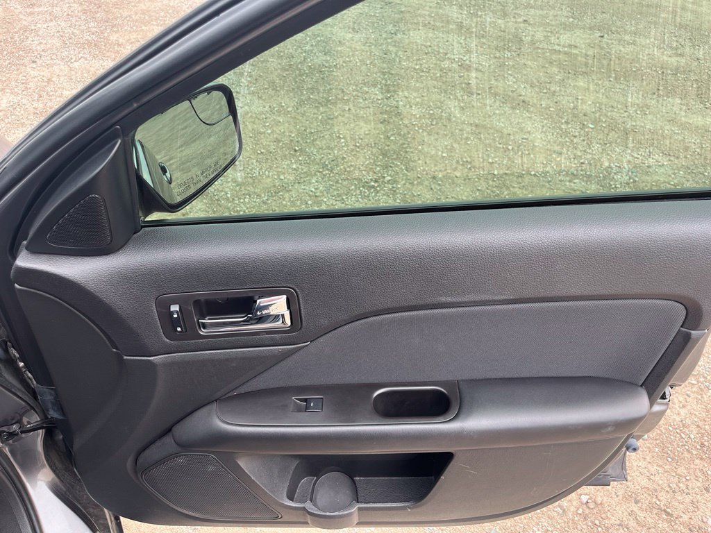 Used 2012 Ford Fusion SE FWD image 34