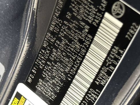 Used 2026 Toyota Camry SE FWD image 27