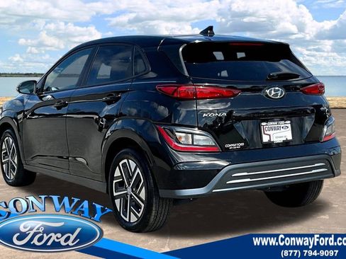 Used 2023 Hyundai Kona SE image 5