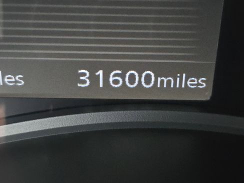 Used 2024 Nissan Kicks SV image 16