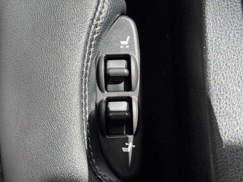 Used 2013 Nissan 370Z Touring w/ Sport Pkg RWD image 20