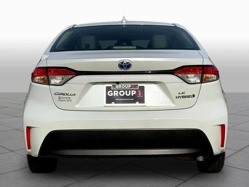 Used 2024 Toyota Corolla LE image 5