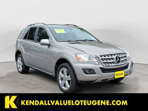 Used 2009 Mercedes-Benz ML 350 4MATIC image 3