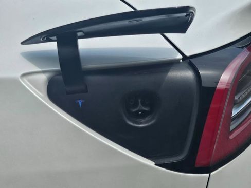 Used 2022 Tesla Model 3 RWD image 27