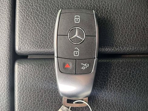 Certified 2025 Mercedes-Benz GLS 450 4MATIC w/ AMG Line Exterior image 4