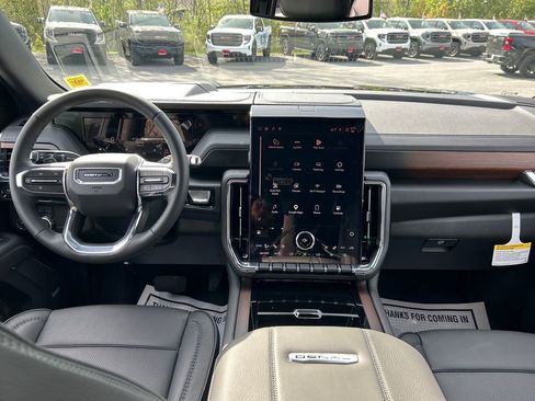 New 2026 GMC Yukon Denali w/ Sun & Power Step Package AWD/4WD image 6