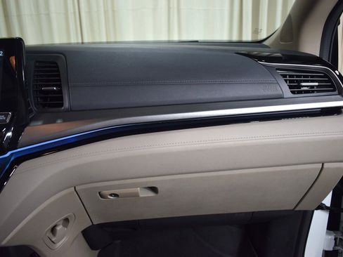 Used 2021 Honda Odyssey Touring image 28