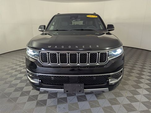 Used 2024 Jeep Wagoneer Series II image 3