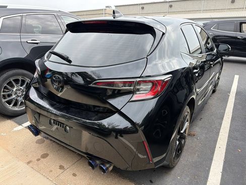 Used 2021 Toyota Corolla SE FWD image 3