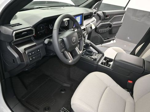 New 2026 Toyota 4Runner SR5 image 4