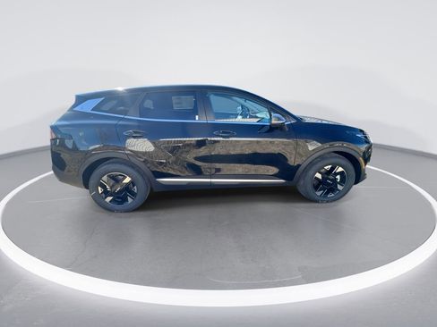 New 2026 Kia Sportage LX image 9