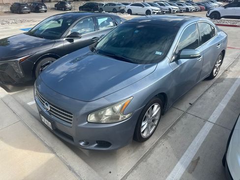 Used 2011 Nissan Maxima 3.5 SV w/ Premium Pkg FWD image 6