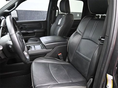 Used 2024 RAM 2500 Limited image 13