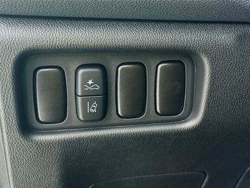 Used 2025 Mitsubishi Outlander Sport Trail Edition image 2