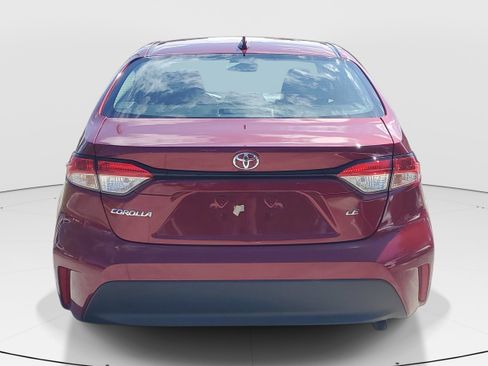 Used 2024 Toyota Corolla LE image 4