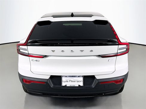 Used 2023 Volvo C40 P8 Recharge Plus image 10