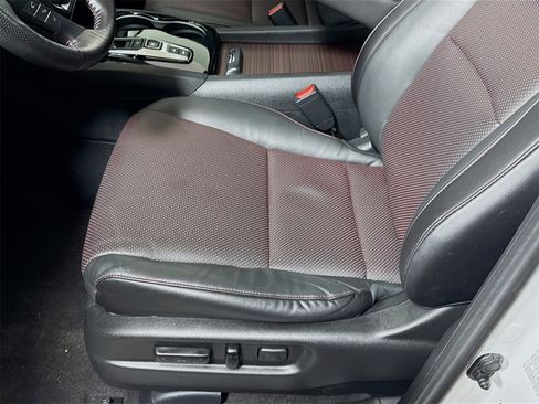 Used 2023 Honda Ridgeline Black Edition image 16