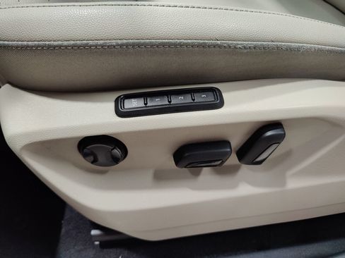 Used 2019 Volkswagen Atlas SEL AWD/4WD image 27