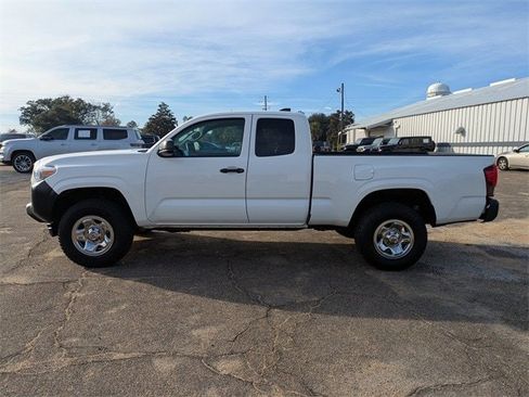 Used 2022 Toyota Tacoma image 7