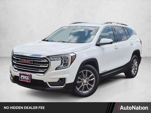 Used 2022 GMC Terrain SLT FWD image 1