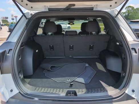 Used 2025 GMC Terrain Elevation AWD/4WD image 6