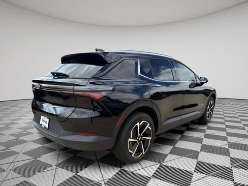 New 2026 Chevrolet Equinox EV LT FWD image 5