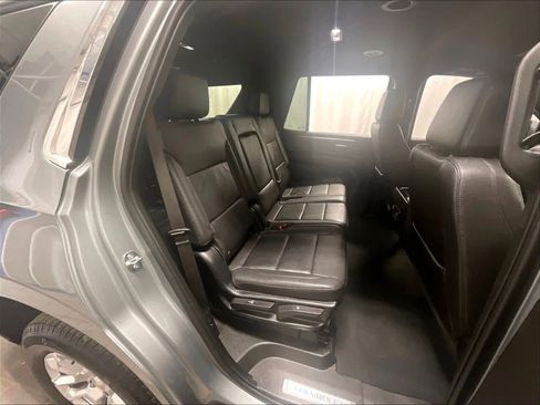 Used 2025 Chevrolet Tahoe LT image 16