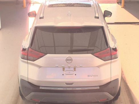 Used 2023 Nissan Rogue SV w/ SV Premium Package image 6