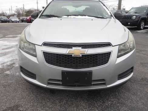 Used 2012 Chevrolet Cruze LS image 5