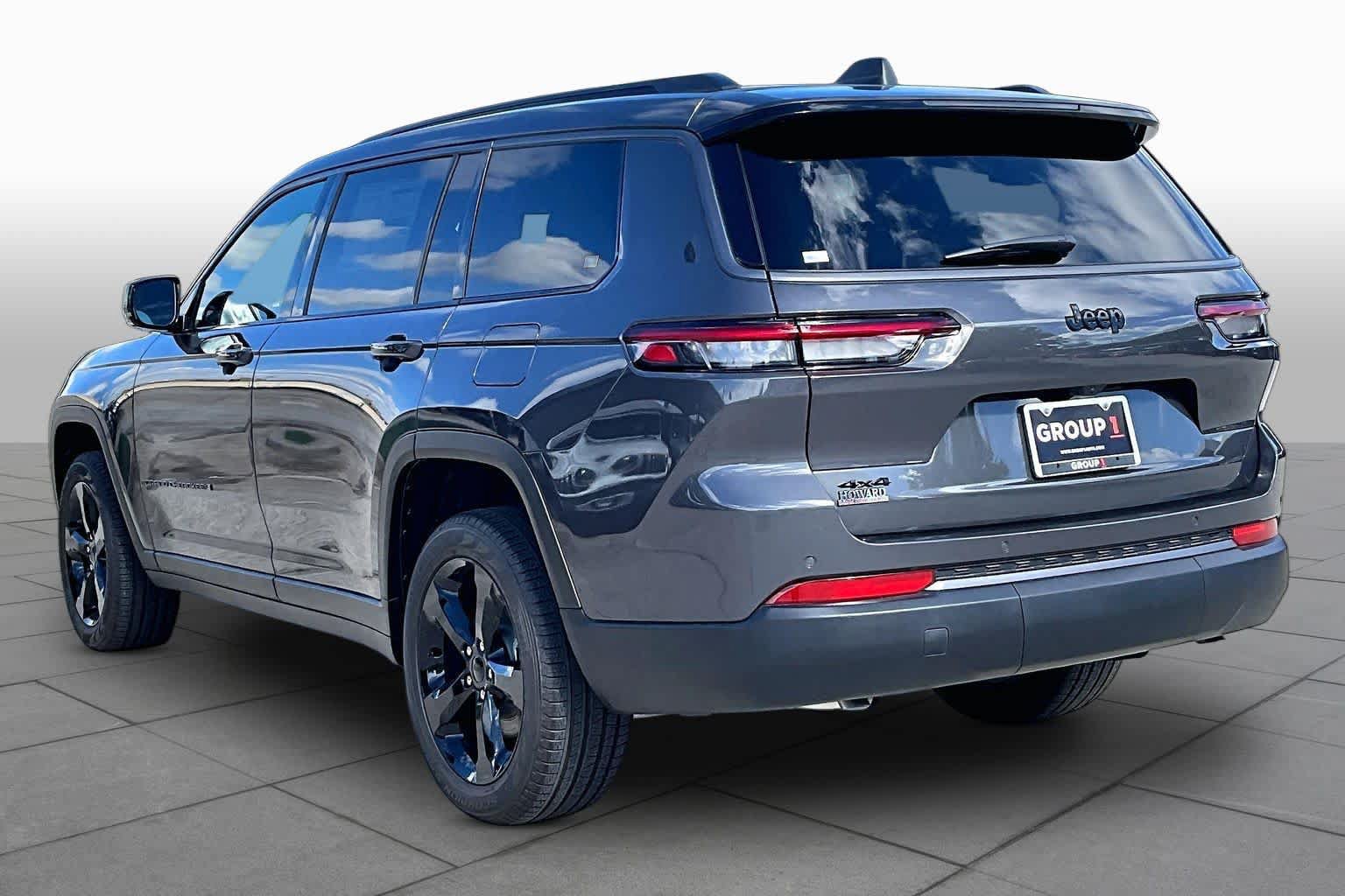 New 2026 Jeep Grand Cherokee L Limited w/ Limited Altitude Package AWD/4WD image 13