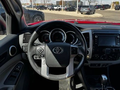 Used 2015 Toyota Tacoma 4x4 Double Cab w/ TRD Off-Road Package image 10