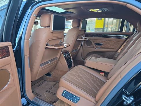 Used 2014 Bentley Flying Spur W12 AWD/4WD image 24