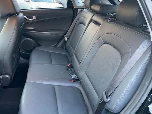 Used 2022 Hyundai Kona Limited w/ Cargo Package image 7