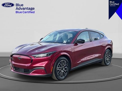 Used 2025 Ford Mustang Mach-E Premium image 1