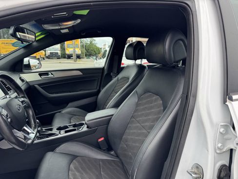 Used 2017 Hyundai Sonata Sport 2.0T w/ Cargo Package FWD image 18